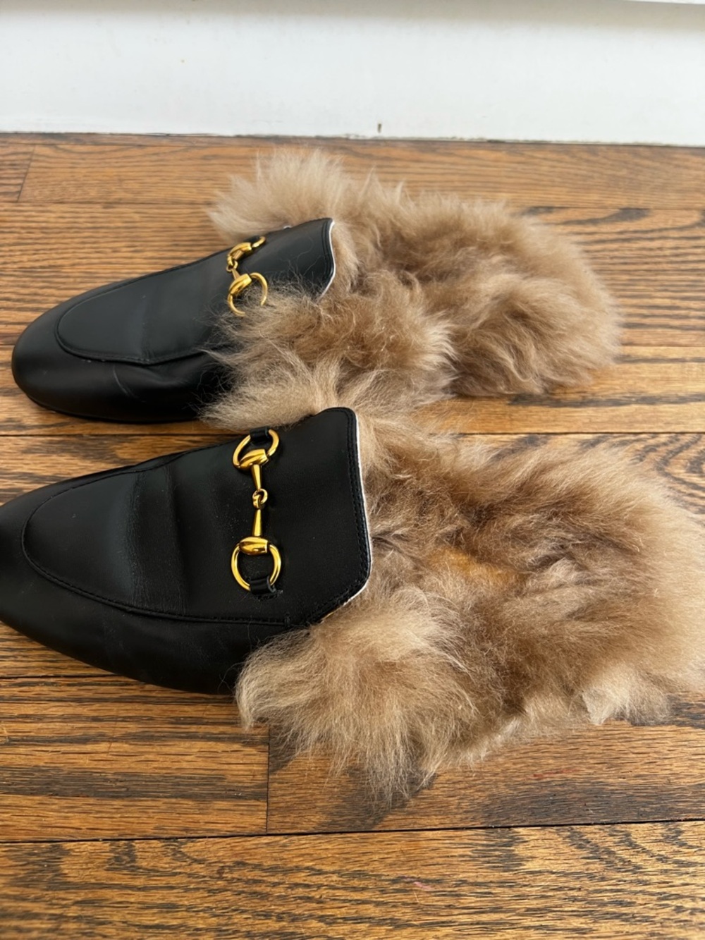 Gucci Black Leather Fur-Lined Loafers with Gold Horsebit Princetown Mule - Picture 3 of 6